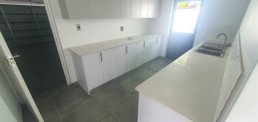 4 Bedroom Property for Sale in Shelley Point Western Cape